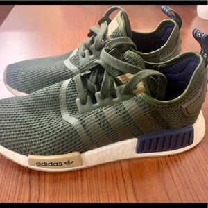 RARE Adidas NMD R1 Military Green Men’s  Shoes 8